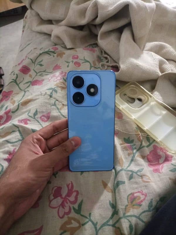 Tecno spark 20 pro 3