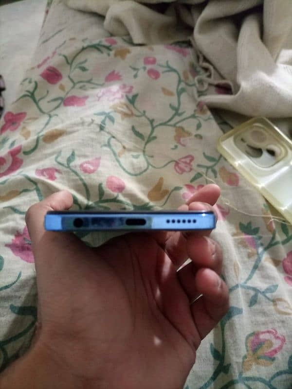 Tecno spark 20 pro 4