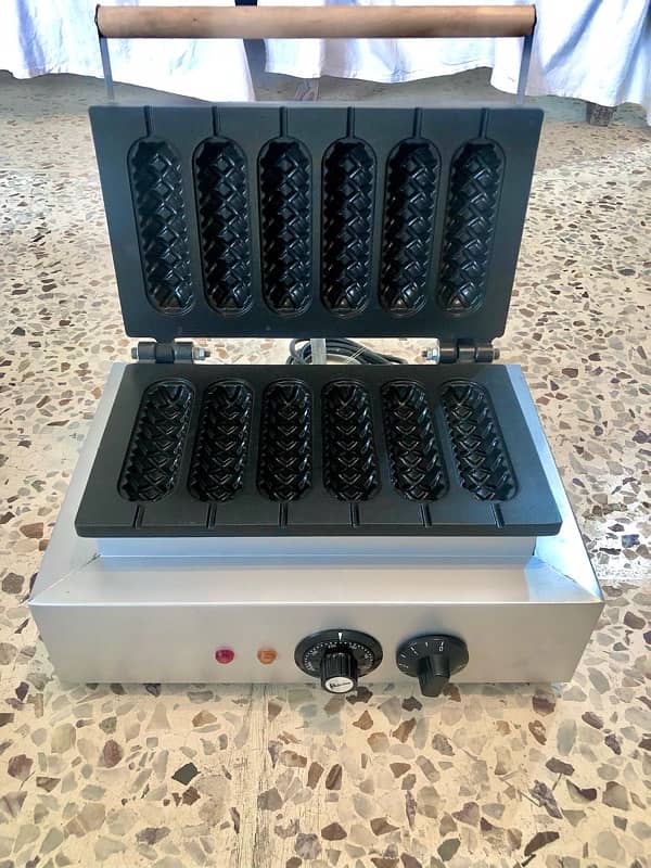 Brand New Stock Belgian Waffle and Pancake Makers 1