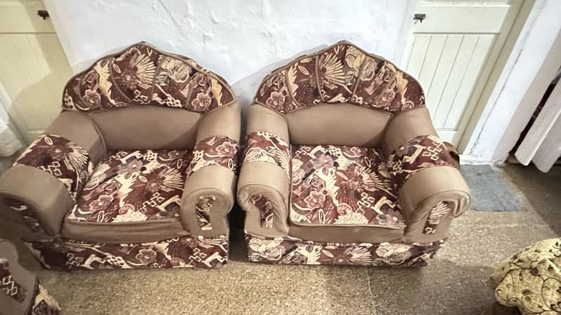 5 seater Sofa set/ molty foam seats/ 1