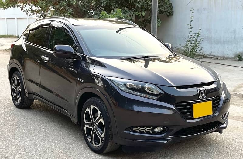 Honda Vezel Z Package 2014 Model Just Like New 2