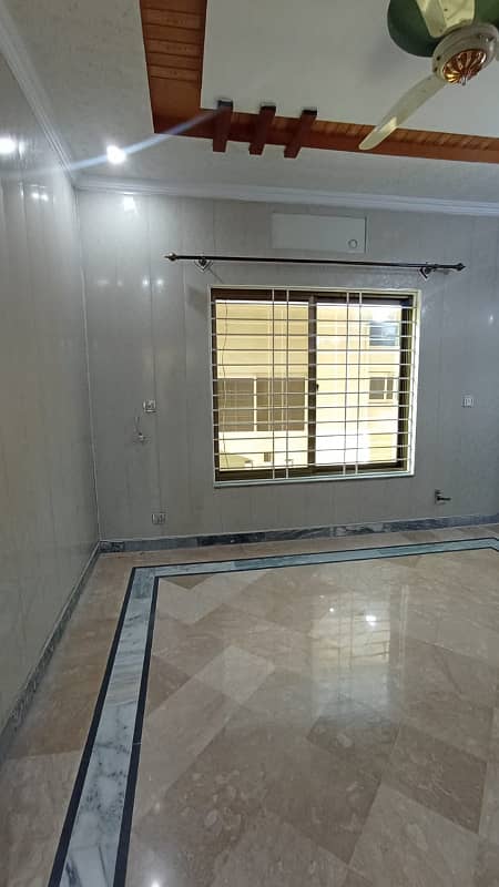 4 Marla Upper Portion For Rent in G13 4