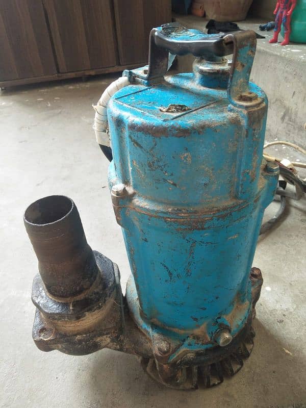 Submersible Mad Pump 1