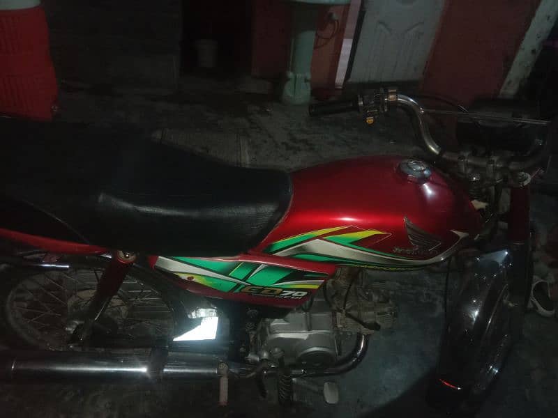 Honda CD 2022 Karachi number location korangi 6 number 51. c 1