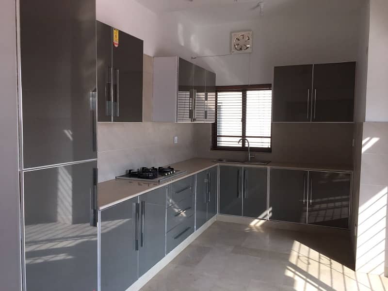 1 Kanal Beautiful Spanish Upper Portion For Rent In Phase 4 DHA Lahore 3