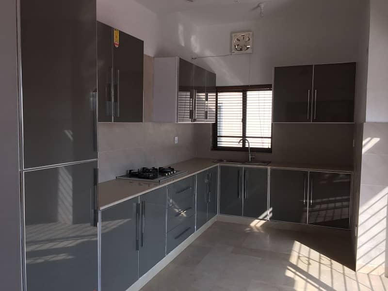 1 Kanal Beautiful Spanish Upper Portion For Rent In Phase 4 DHA Lahore 4