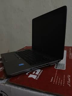 HP laptop (core i7)