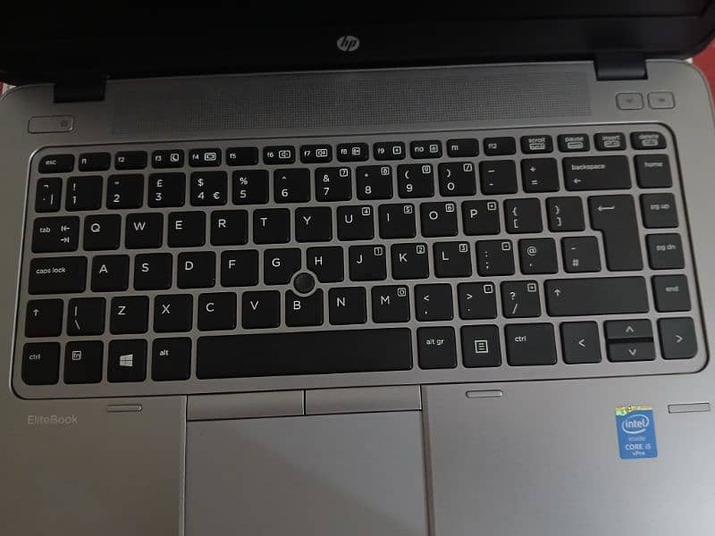 HP laptop (core i5) 4