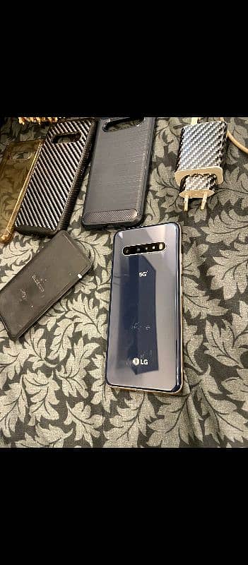 LG v60 8/128 thinq 5g gaming camera phone pubg lgv60 0