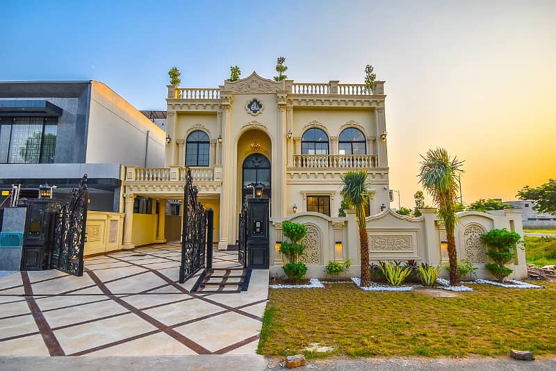 MAGNIFICENT BRAND NEW ROYAL BUNGALOW FOR SALE IN DHA PHASE 7 1