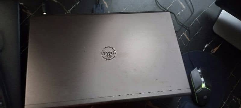 M6800 dell precision 1