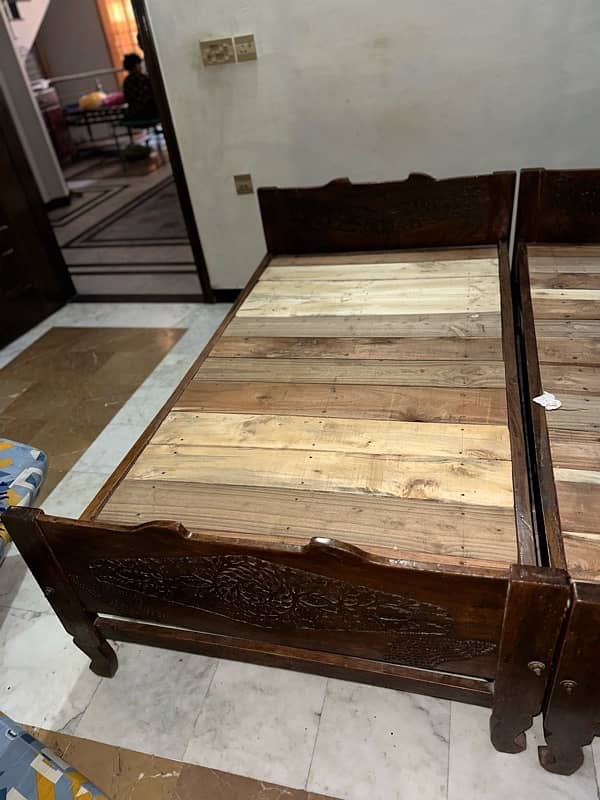 single Bed 2 pice fresh condition just wooden 2