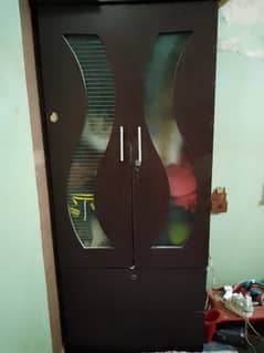 Double door wardrobe with two large drawz