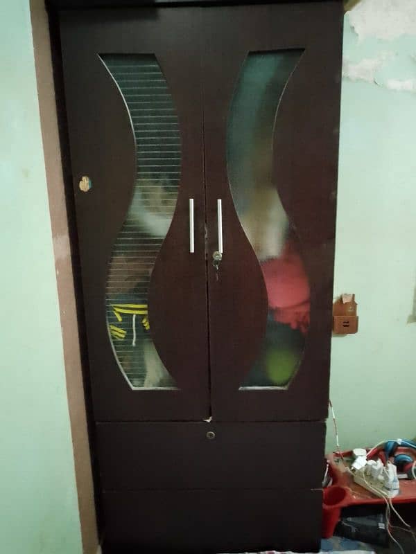 Double door wardrobe with two large drawz 0