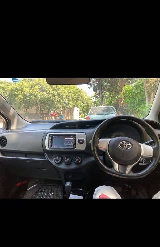 Toyota Vitz 2014 4