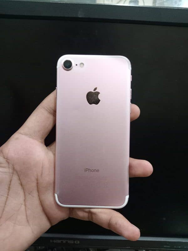 iphone 7 good condition 128Gb memory 1