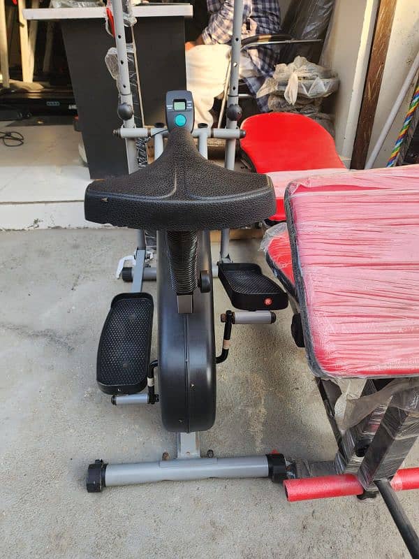 treadmils. (0309 5885468). ellapticals. spin bikes. gym cycles. home gym 1