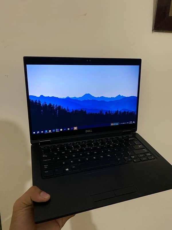 DELL Latitude 7390 , 2 in 1 Excellent condition 3