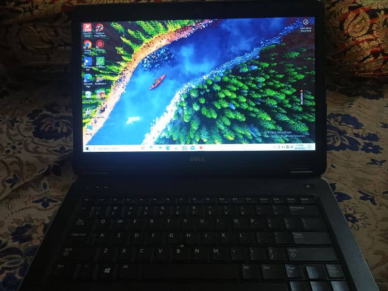 Laptop Core i 5 4th Generation 0