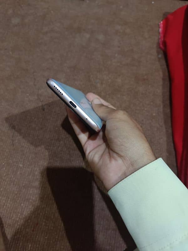 Vivo S1 pro.  8+4/128 4