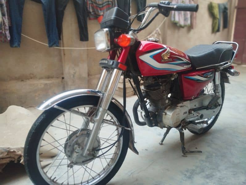 honda CG 125 in pristine condition just buy and drive 3