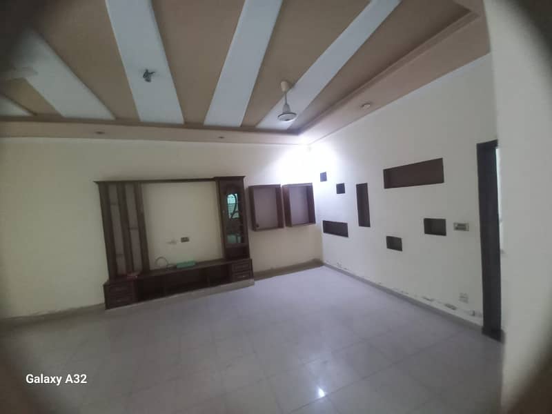 10 Marla lower portion for rent available in Valencia Housing Society Lahore 0