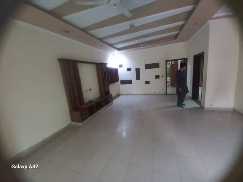 10 Marla lower portion for rent available in Valencia Housing Society Lahore 9