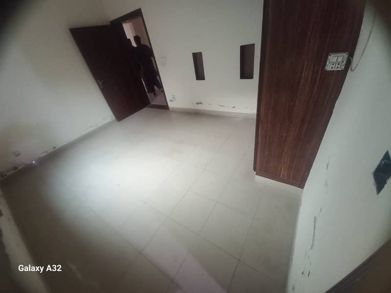 10 Marla lower portion for rent available in Valencia Housing Society Lahore 12