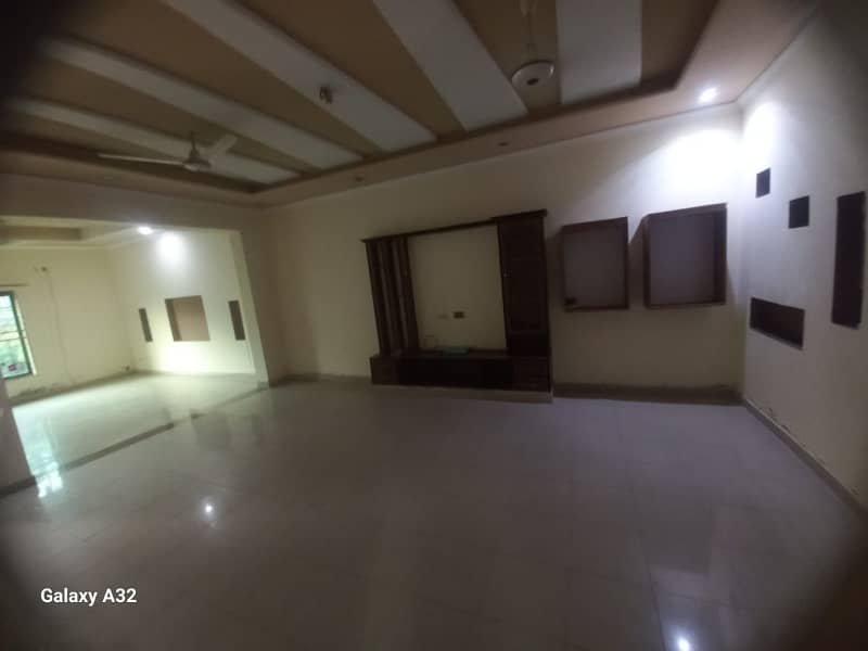 10 Marla lower portion for rent available in Valencia Housing Society Lahore 15