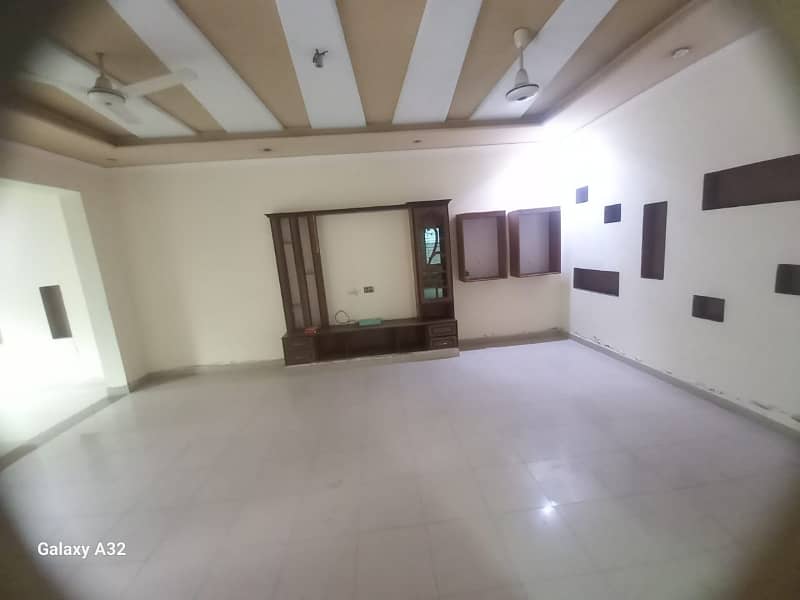 10 Marla lower portion for rent available in Valencia Housing Society Lahore 16