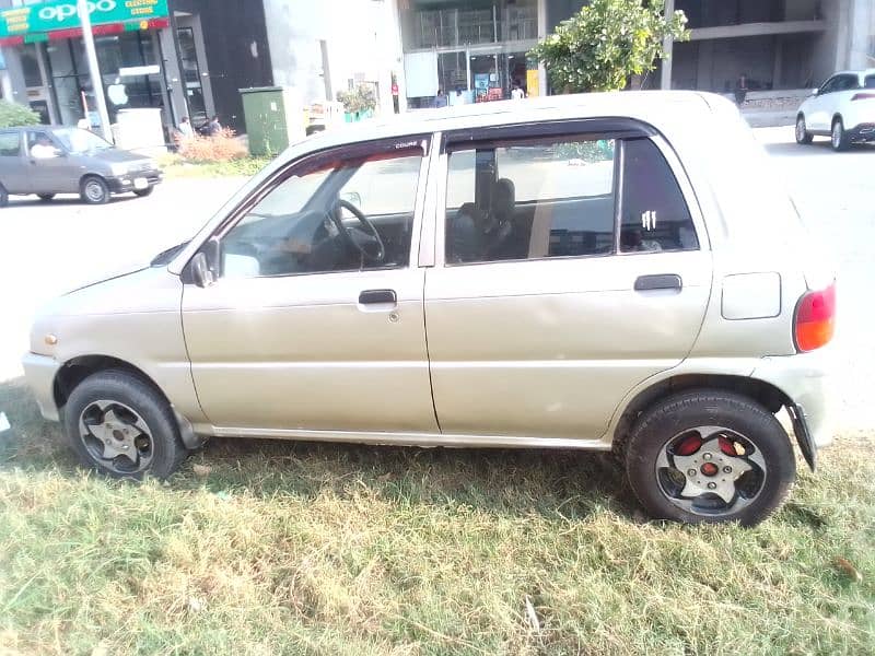 Daihatsu Cuore 2003 19