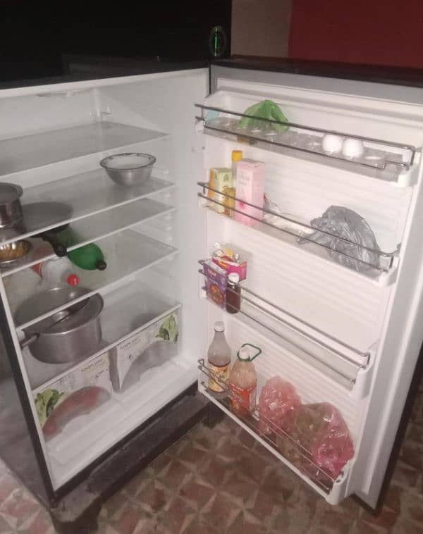 Dawlance fridge for sale contact 0311 5066596 0305 3331855 5