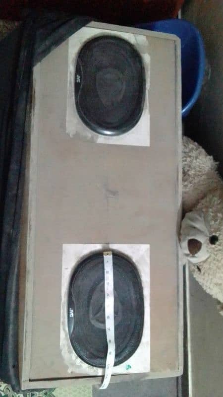 Speakers and Woofer 8