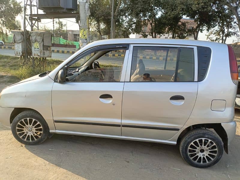 Hyundai Santro 2001 9