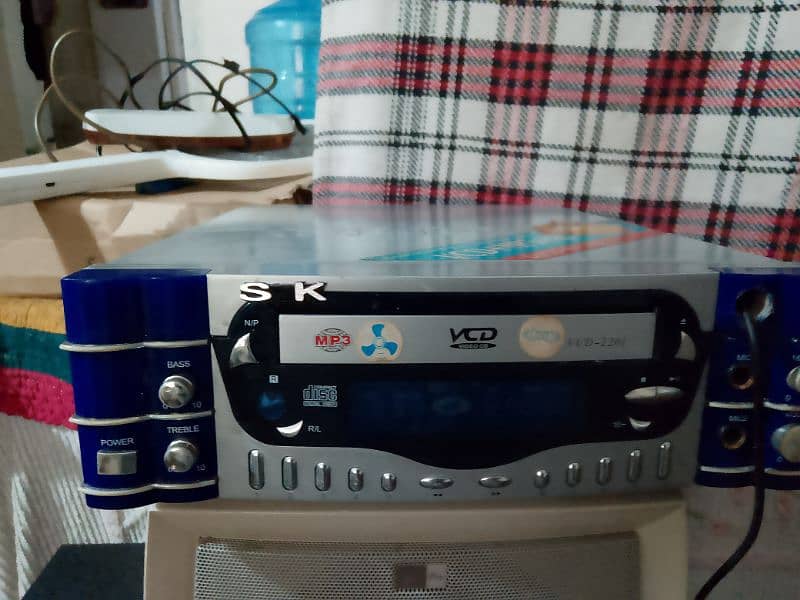 amplifier +cd +dvd mp3 player 0