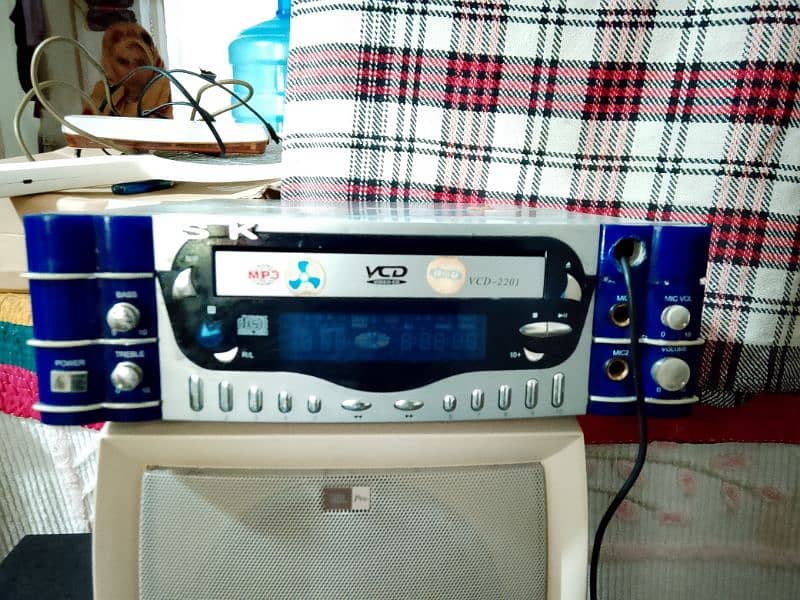 amplifier +cd +dvd mp3 player 1