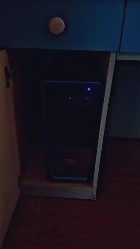 Gaming Pc/Setup With 22 Inch LCD & Graphic Card 4