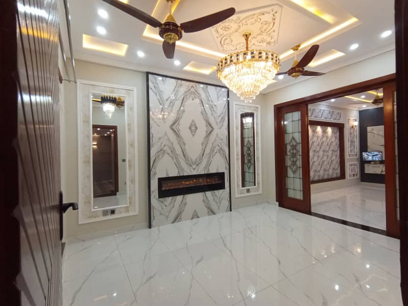 FOR SALE VERY REASONABLE PRICE 10 MARLA BRAND NEW HOUSE IN SECTOR C BAHRIA TOWN LAHORE 5