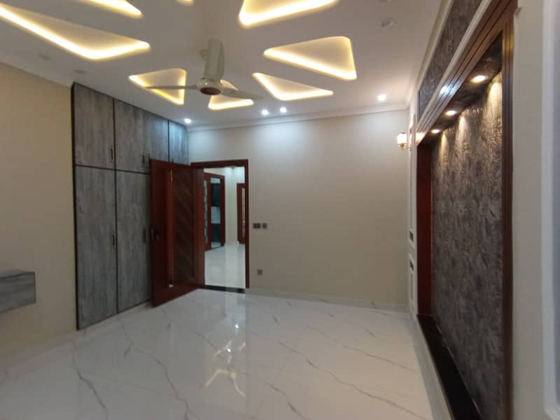 FOR SALE VERY REASONABLE PRICE 10 MARLA BRAND NEW HOUSE IN SECTOR C BAHRIA TOWN LAHORE 14