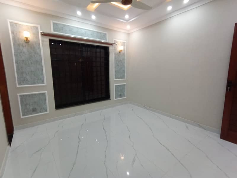 FOR SALE VERY REASONABLE PRICE 10 MARLA BRAND NEW HOUSE IN SECTOR C BAHRIA TOWN LAHORE 43