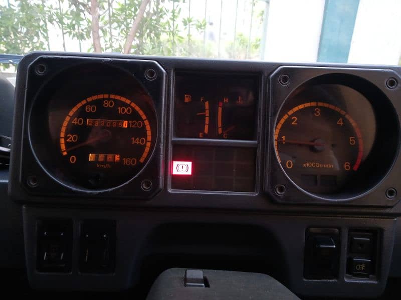 Mitsubishi Pajero 1987 0