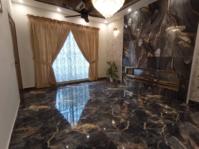 10 MARLA BRAND NEW HOUSE FOR SALE VERY REASONABLE PRICE IN SECTOR E BAHRIA TOWN LAHORE 4