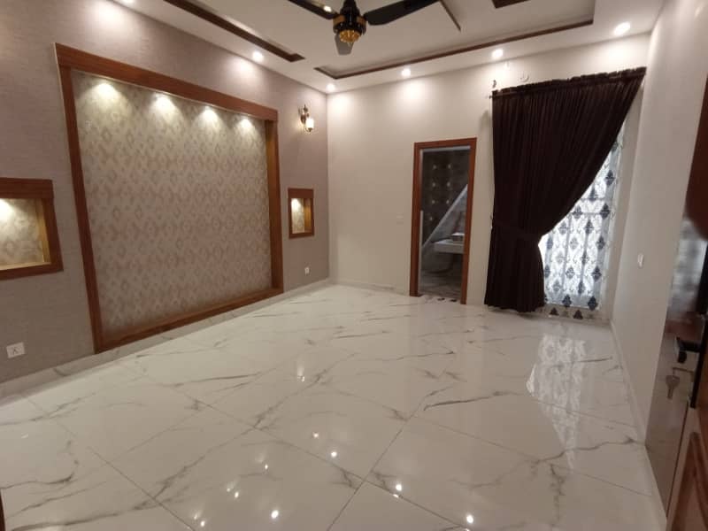 10 MARLA BRAND NEW HOUSE FOR SALE VERY REASONABLE PRICE IN SECTOR E BAHRIA TOWN LAHORE 23