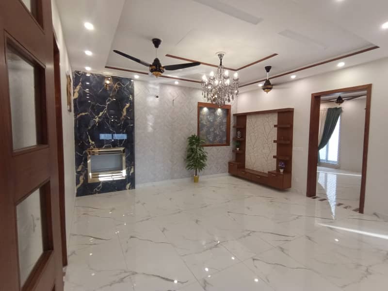 10 MARLA BRAND NEW HOUSE FOR SALE VERY REASONABLE PRICE IN SECTOR E BAHRIA TOWN LAHORE 37