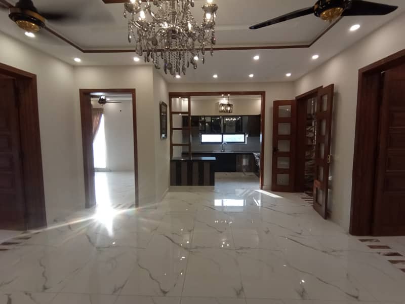 10 MARLA BRAND NEW HOUSE FOR SALE VERY REASONABLE PRICE IN SECTOR E BAHRIA TOWN LAHORE 38