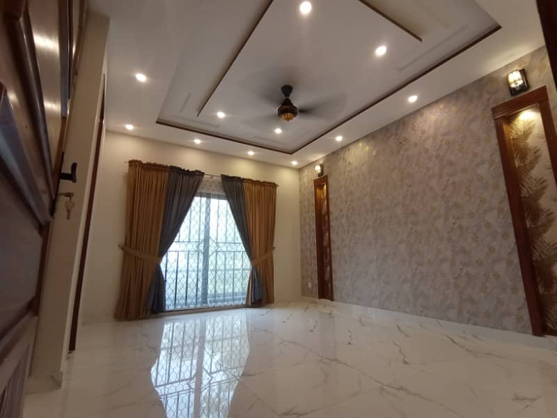 10 MARLA BRAND NEW HOUSE FOR SALE VERY REASONABLE PRICE IN SECTOR E BAHRIA TOWN LAHORE 43