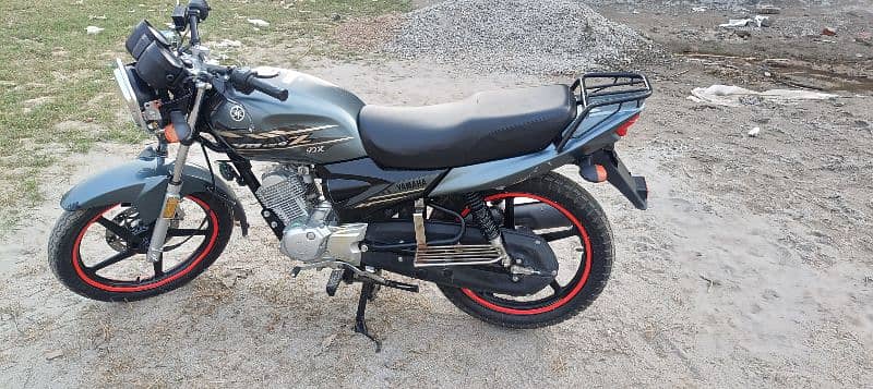 YBR Yamaha 125 Dx 1