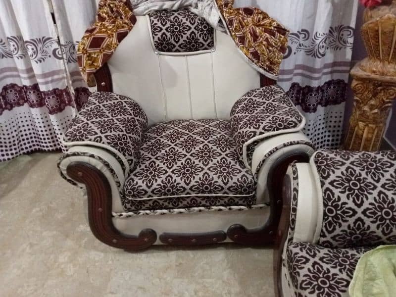 4 set of sofa 1