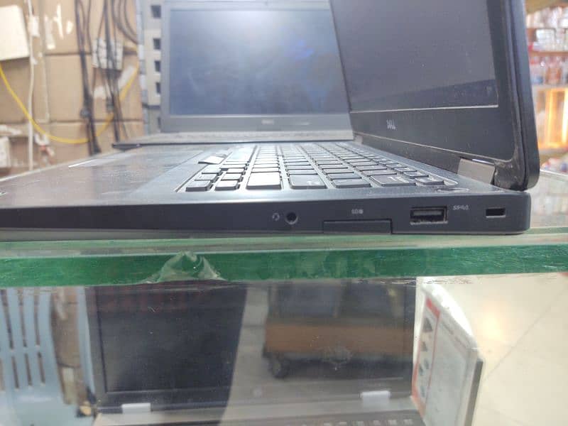 Dell Latitude E-5470 4