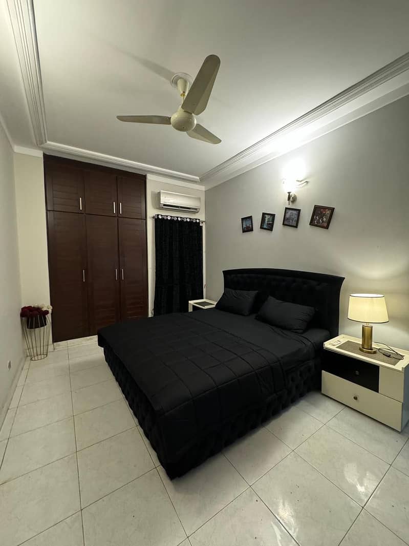 14k 2 bed apartment for rent per day at dha phase 8 0